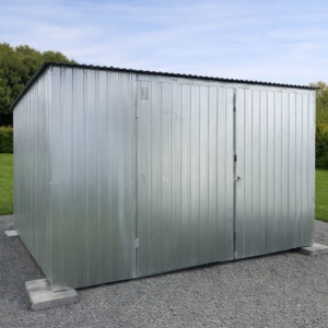 Garaż blaszany 4x5- garaż z materiałów II gatunku, spad dachu na tył, drzwi dwuskrzydłowe